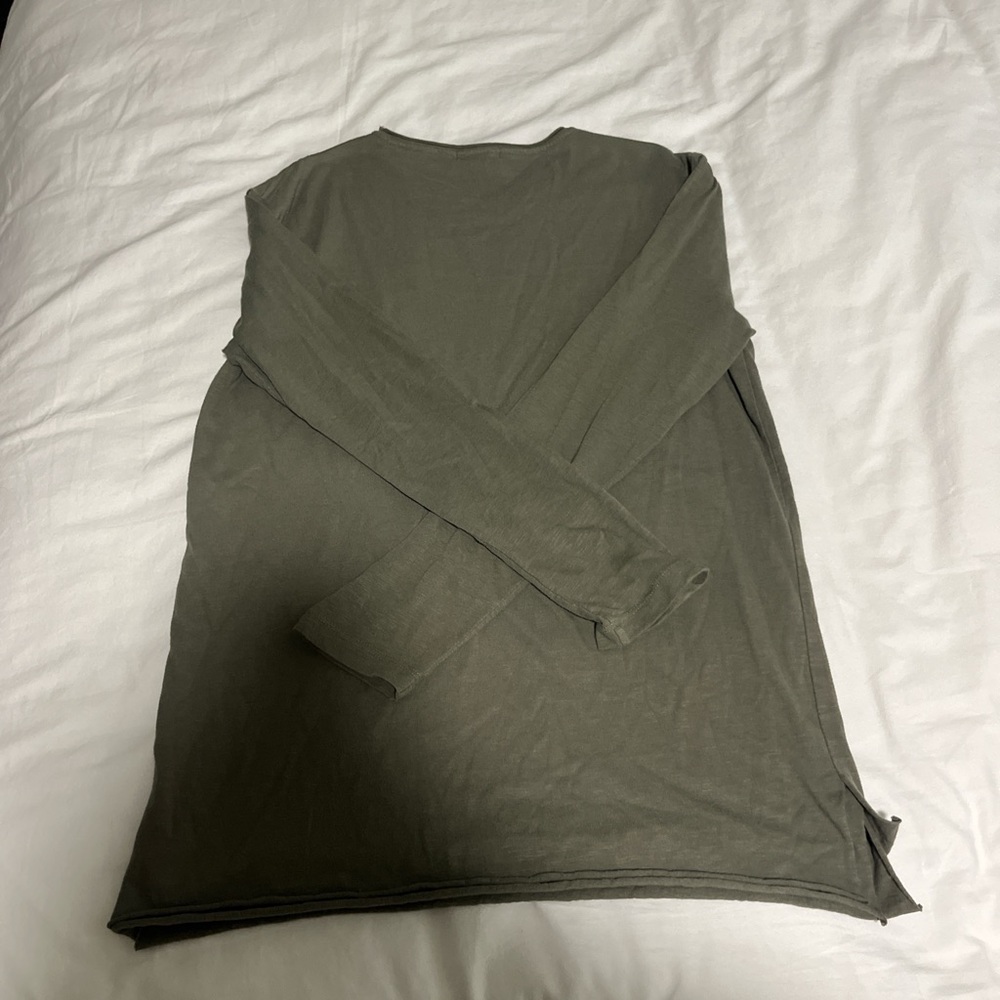Forever 21 Men’s Army Green Long Sleeve Shirt